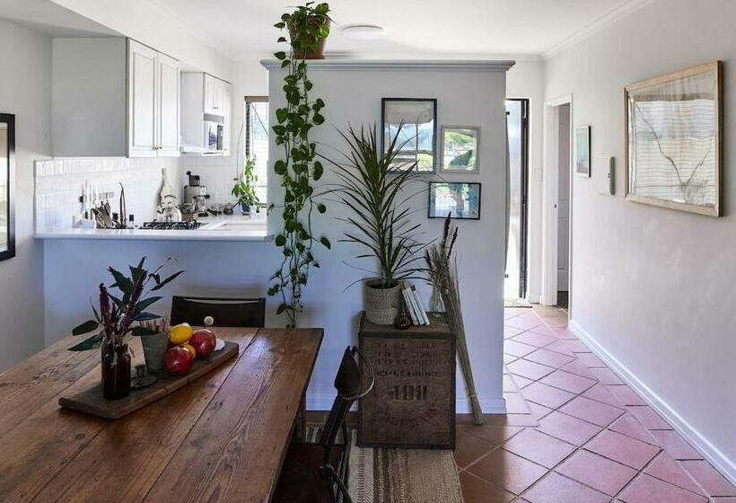Chart House Large Spacious ,sleeps 6,walk To Freo