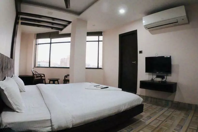Hotel Magadhi