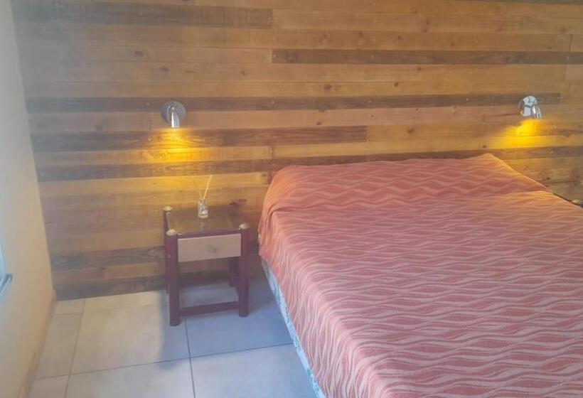 Moderna Casa Con Excelente Ubicación En Valle Hermoso