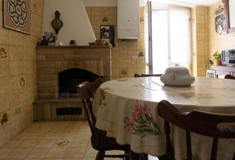 פנסיון A Rasal