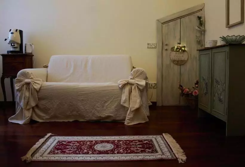 Aamiaismajoitus (B&B) Villa Carmela