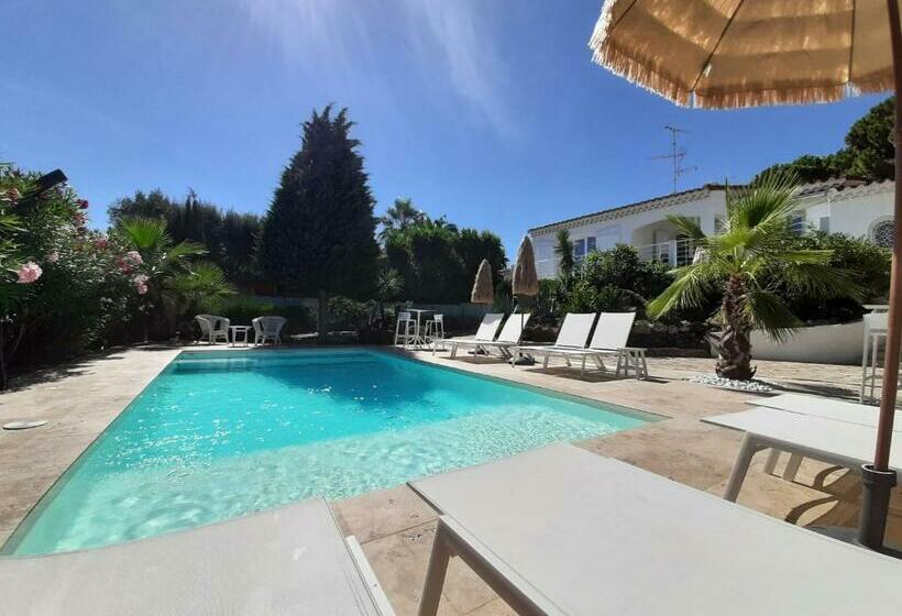 Bed and Breakfast Villa Rasoa Chambre Miroir