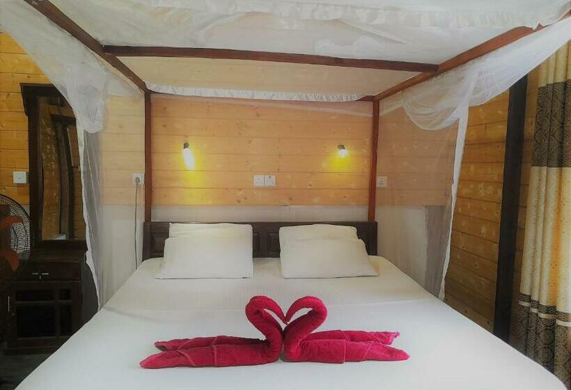 אתר נופש Golden Beach Chalets