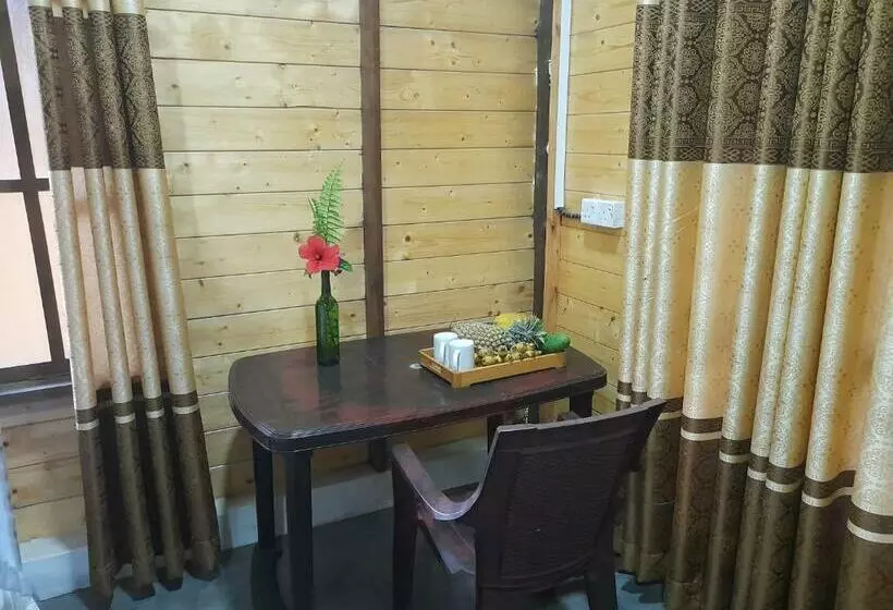استراحتگاه Golden Beach Chalets