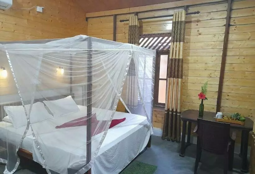 استراحتگاه Golden Beach Chalets
