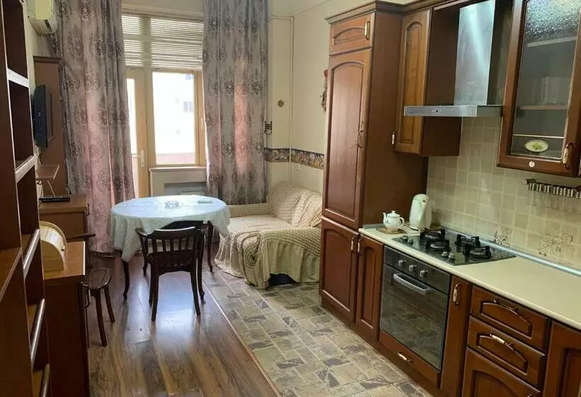 Gulustan Apartment