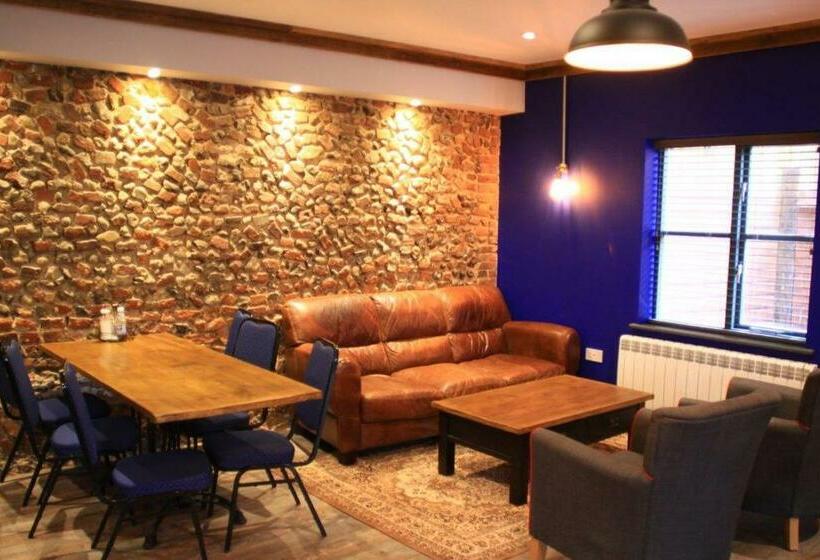 Отель Elmham House   Pilgrim