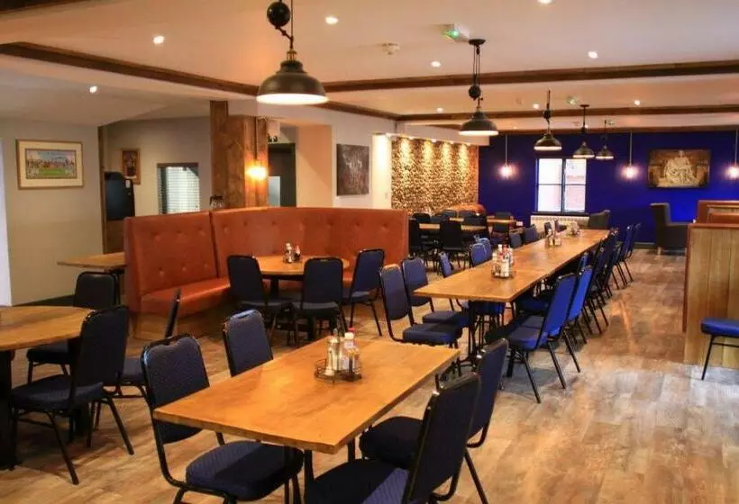 Hotelli Elmham House   Pilgrim