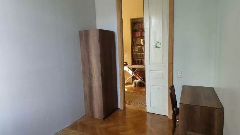 پانسیون Guest House Tall Rooms