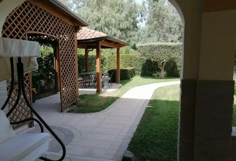 Villa Delle Civette 300m Dal Mare