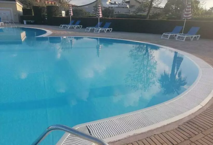 Villa Delle Civette 300m Dal Mare