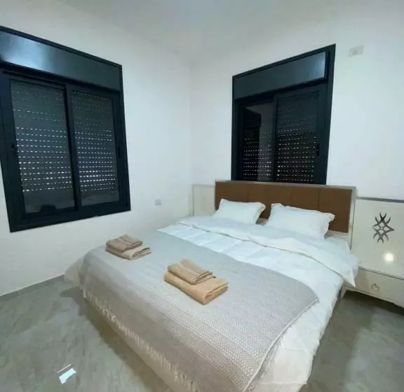 Alfred Apartments