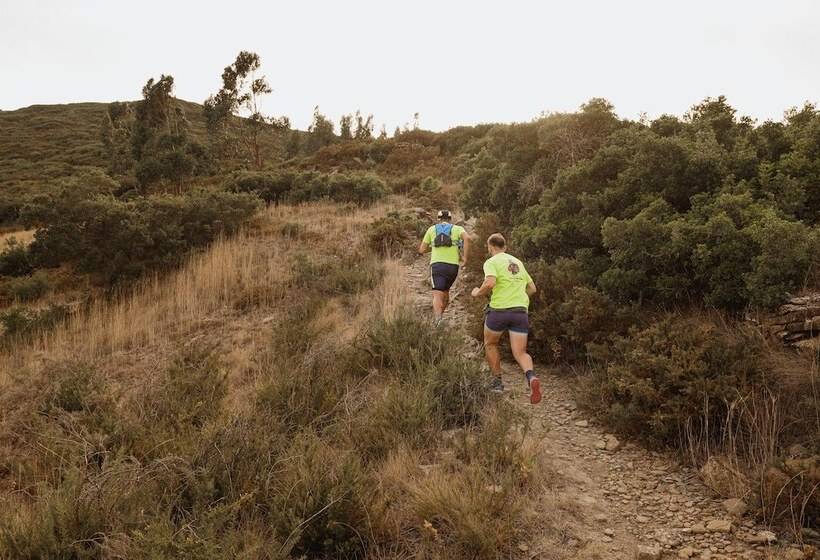 בית מלון כפרי Sóis Montejunto Eco Lodge