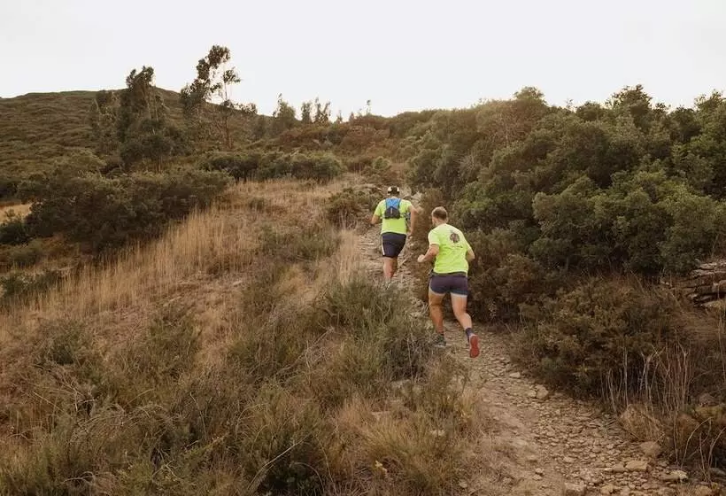 Hotelli Sóis Montejunto Eco Lodge