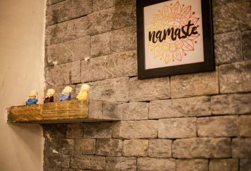 ペンション Tales N Trails