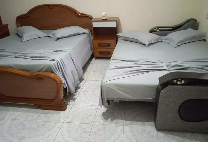 پانسیون Vila N Dervishi