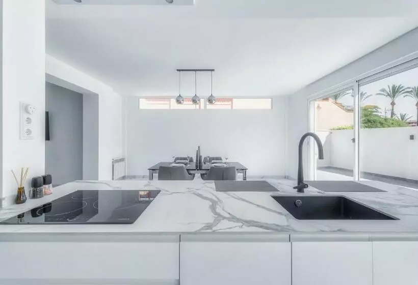 Villa Fresno With Private Pool On Gated 5 Mar Menor Golf Resort 3 Bed/3 Shower/wc