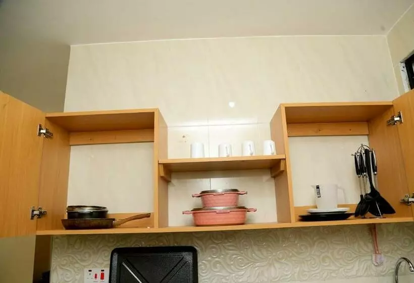 Gorgeous Studio Apartment In Mombasa, Kenya