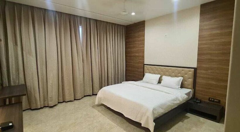 Hotel Sachin Executive