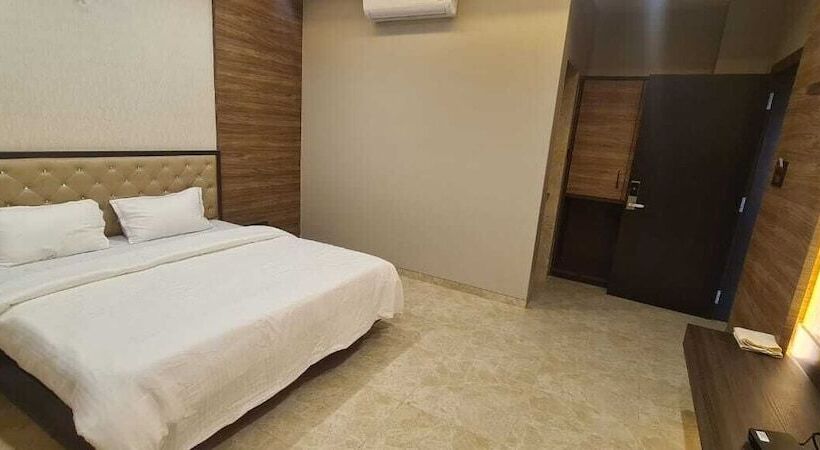 Hotel Sachin Executive