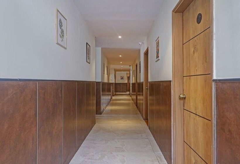 ホテル Treebo Seventh Heaven Kukatpally