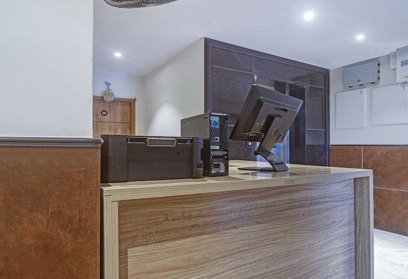 ホテル Treebo Seventh Heaven Kukatpally