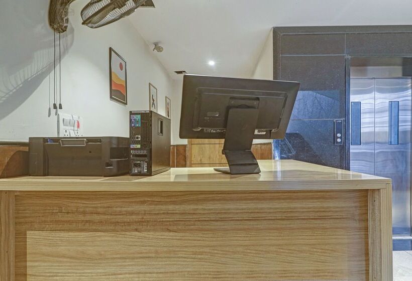 ホテル Treebo Seventh Heaven Kukatpally