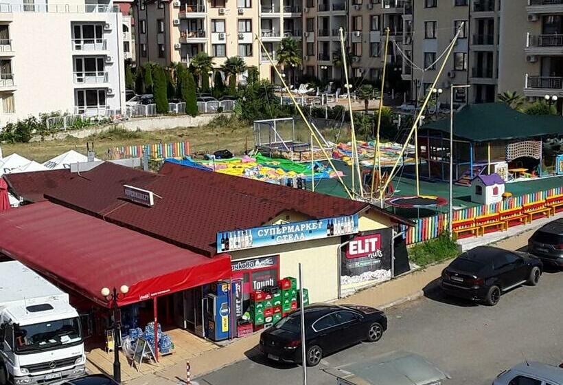 Studio 250 M море