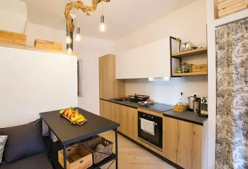 Cosy Nemi   Guest House