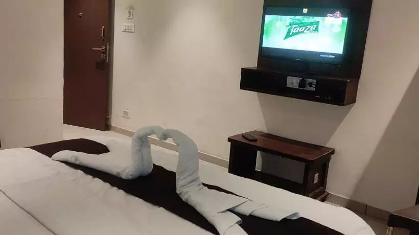 ホテル Kumkum Palace