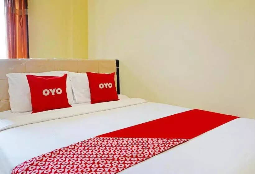 Hotelli Oyo 91580 Kost Bougenville Syariah