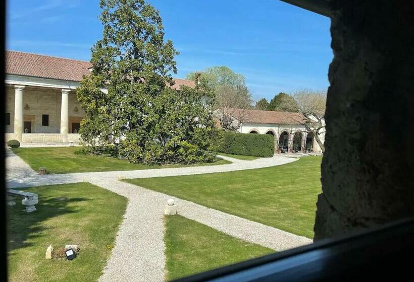 La Barchessa Di Villa Sesso Schiavo