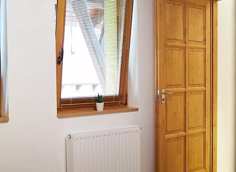 ペンション Klaudia Vendégház