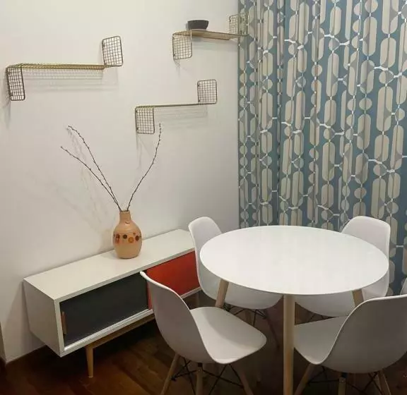 Poli House   City Center