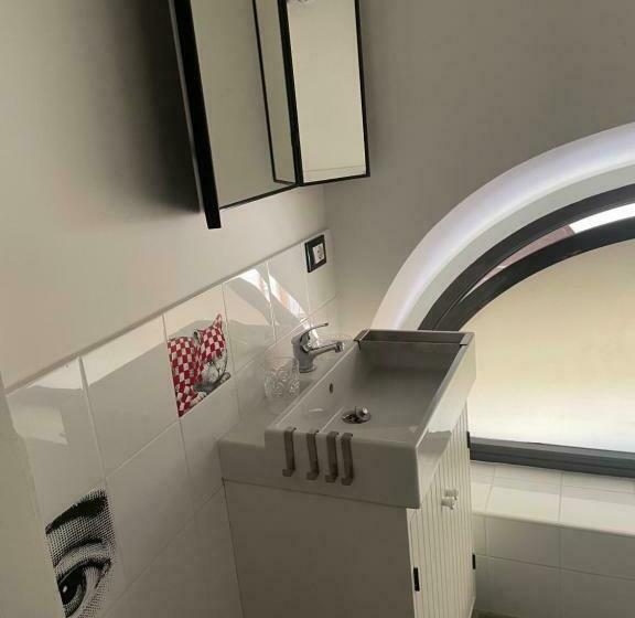 Poli House   City Center