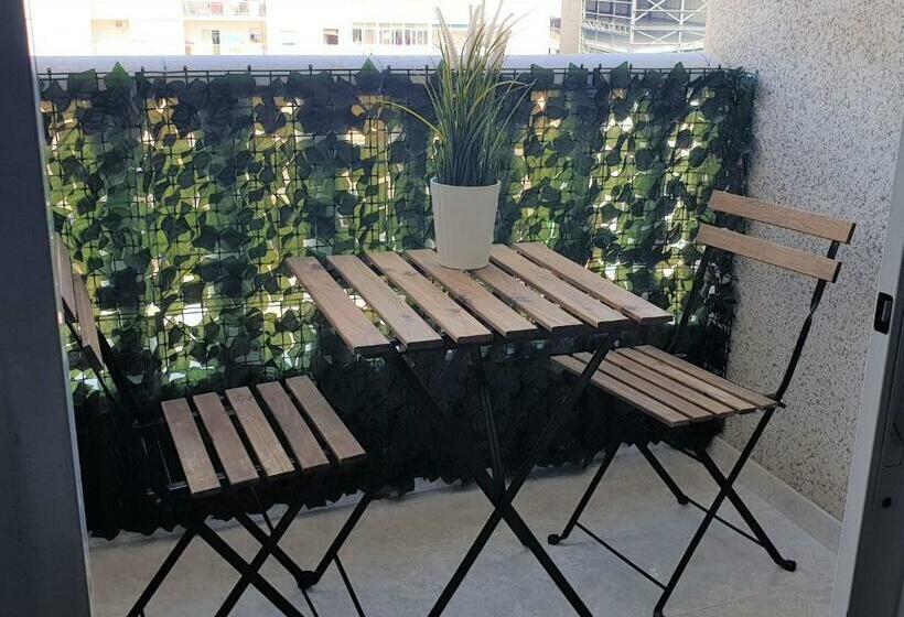 097 Apartamento En El Centro Con Wifi Y Balcón