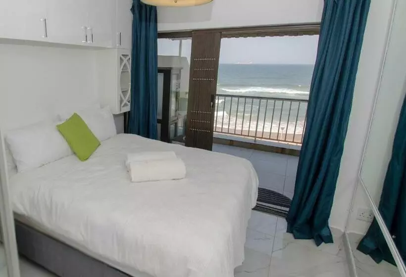 8 Bronze Beach Umhlanga Rocks