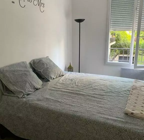 Bel Appartement à Neuilly Sur Seine 92200