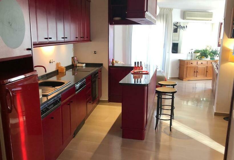 Loft Acogedor Con Terraza Y Parking En El Centro