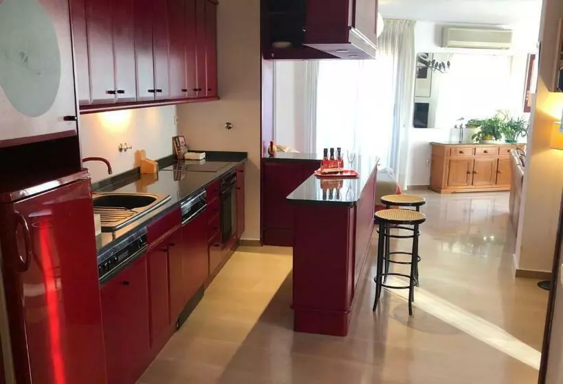 Loft Acogedor Con Terraza Y Parking En El Centro
