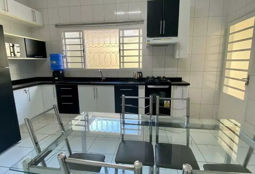 área Central/3 Quartos/grande Grupos