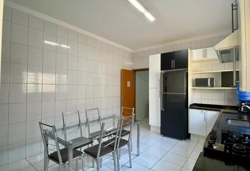 área Central/3 Quartos/grande Grupos