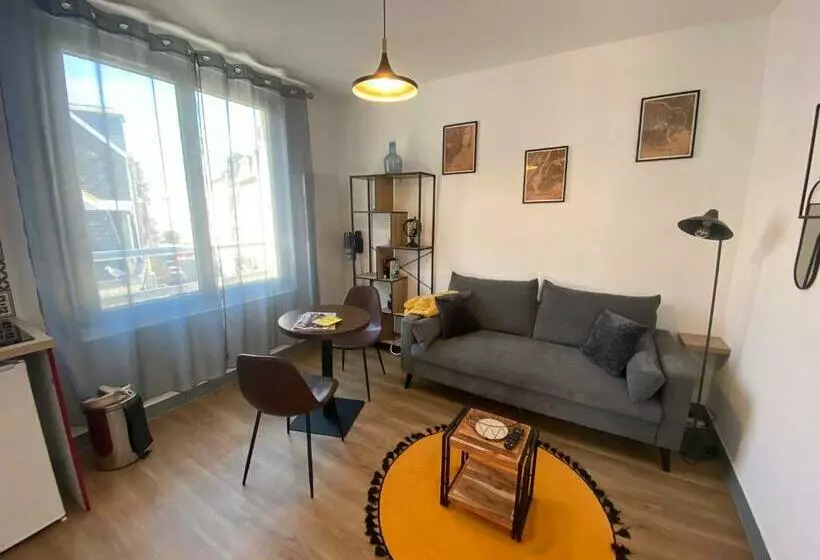 3  Au Pied Des Falaises Du Tréport à 50m De La Plage