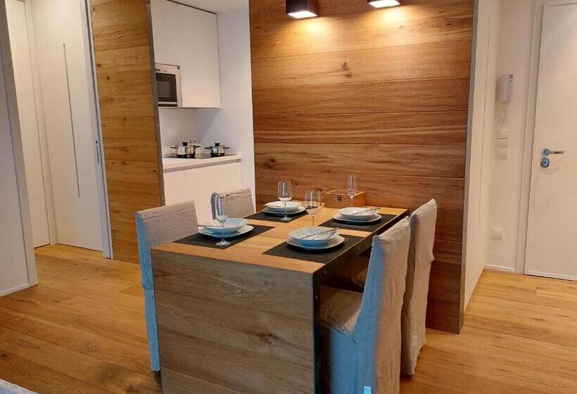 Alpenflair   Charming Ski To Door Apartment