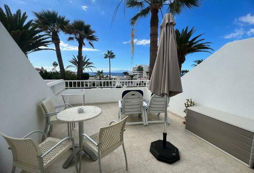 Apartamento En Edificio Villaflor San Eugenio Bajo Vistas Al Mar