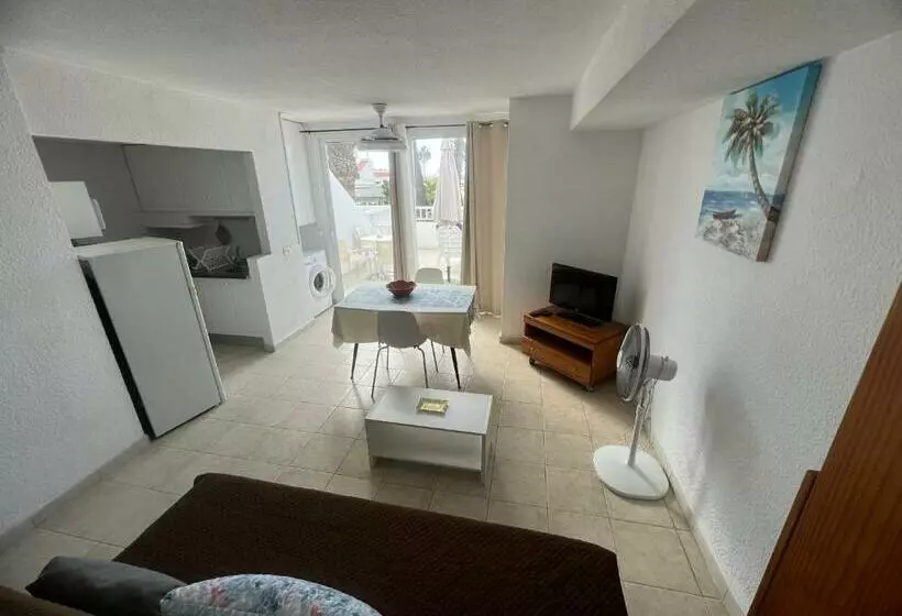 Apartamento En Edificio Villaflor San Eugenio Bajo Vistas Al Mar