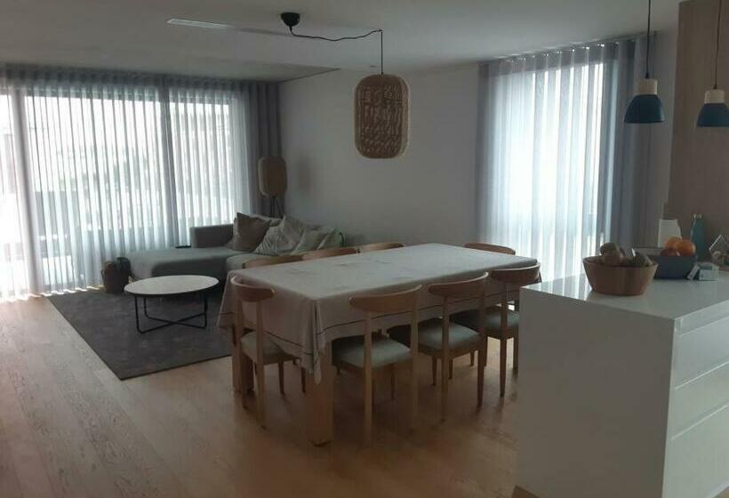 Apartamento T3 Junto à Ria E Ao Mar!