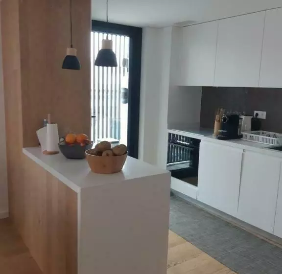 Apartamento T3 Junto à Ria E Ao Mar!