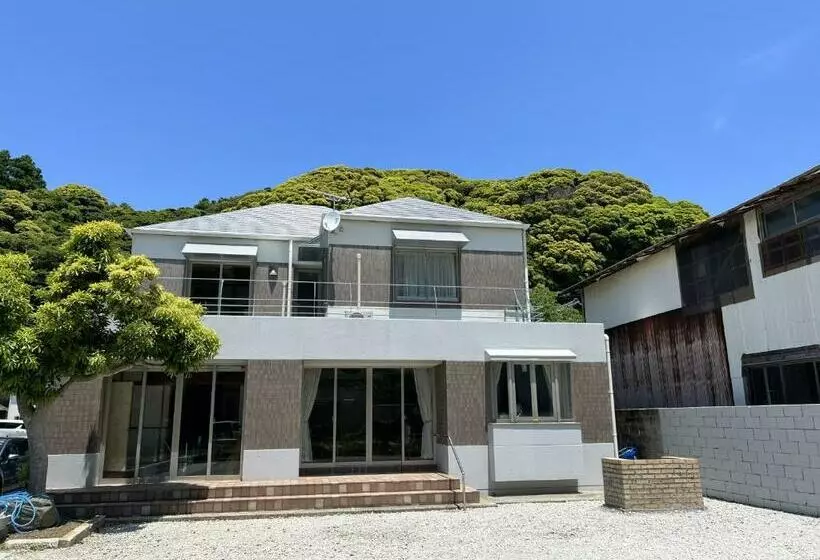 Guest House Sol 勝浦の海の幸でbbq#開放感のある貸切戸建 勝浦漁港や勝浦朝市徒歩圏内 在海邊的獨立屋裡放鬆 豐富的海上活動