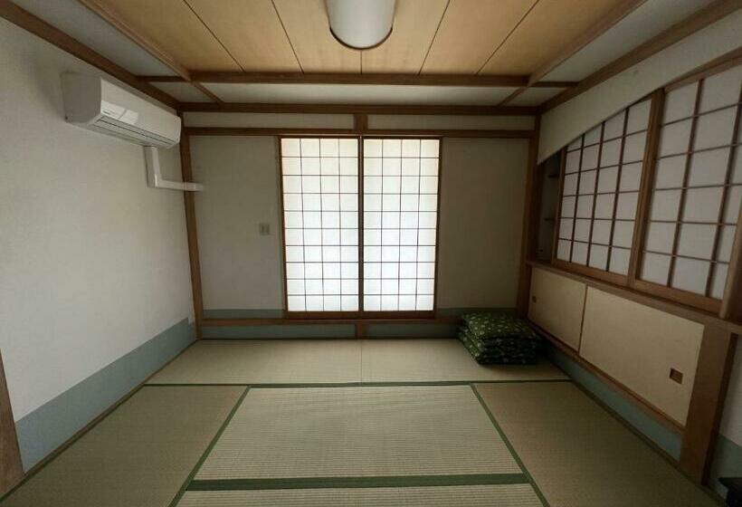 Guest House Sol 勝浦の海の幸でbbq#開放感のある貸切戸建 勝浦漁港や勝浦朝市徒歩圏内 在海邊的獨立屋裡放鬆 豐富的海上活動